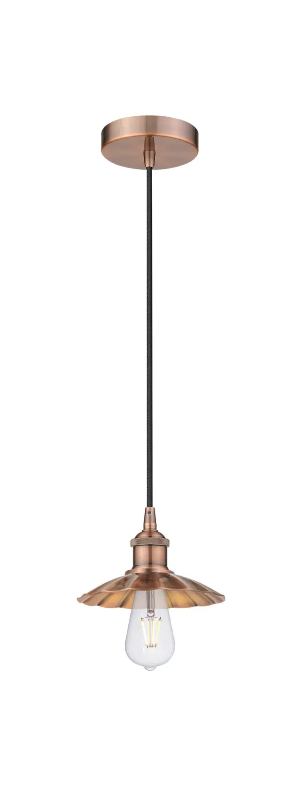 Innovation at its finest and a true game changer. Scallop marries the best of our Franklin and Ballston collections to give you versatility of design and uncompromising construction. Scallop fixtures are industrial-inspired that can be customized with glass or metal shades from both the Franklin and Ballston collections.