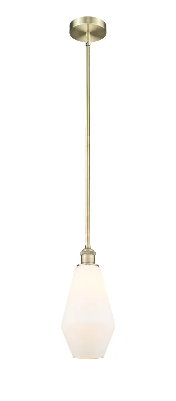 Innovation at its finest and a true game changer. Edison marries the best of our Franklin and Ballston collections to give you versatility of design and uncompromising construction. Edison fixtures are industrial-inspired that can be customized with glass or metal shades from both the Franklin and Ballston collections.