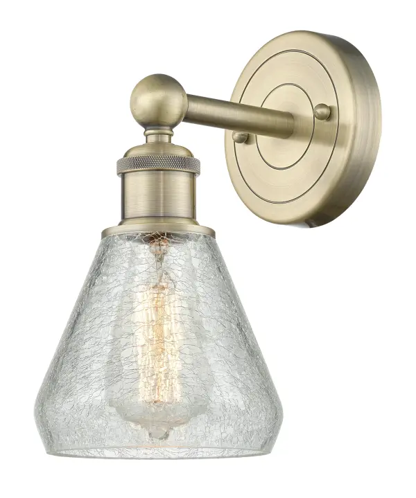 Innovation at its finest and a true game changer. Edison marries the best of our Franklin and Ballston collections to give you versatility of design and uncompromising construction. Edison fixtures are industrial-inspired that can be customized with glass or metal shades from both the Franklin and Ballston collections.